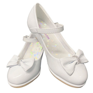 Girls 2" heel shoes w/ bow & strap